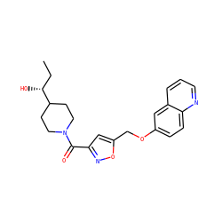 CC[C@@H](O)C1CCN(C(=O)c2cc(COc3ccc4ncccc4c3)on2)CC1 ZINC000011937546