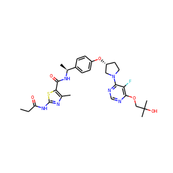 CCC(=O)Nc1nc(C)c(C(=O)N[C@@H](C)c2ccc(O[C@@H]3CCN(c4ncnc(OCC(C)(C)O)c4F)C3)cc2)s1 ZINC000261190807