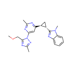 COCc1nc(C)nn1-c1cc([C@H]2C[C@@H]2c2nc3ccccc3n2C)nc(C)n1 ZINC000205294290