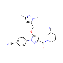 Cc1cc(COc2cc(C(=O)N3CCC[C@@H](N)C3)nn2-c2ccc(C#N)cc2)n(C)n1 ZINC001772638444